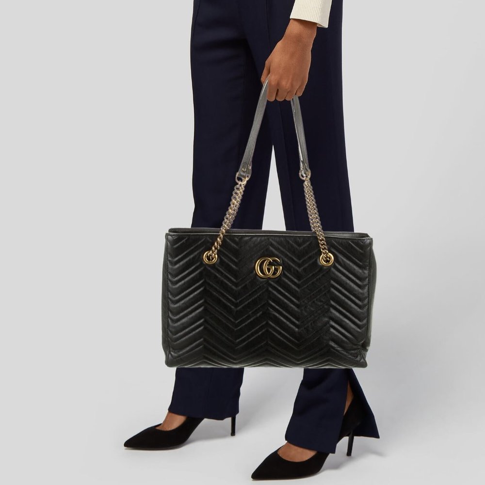 Gucci GG Marmont Matelassé Leather Shoulder Bag NEW WITH DUSTBAG - Picture 4 of 5